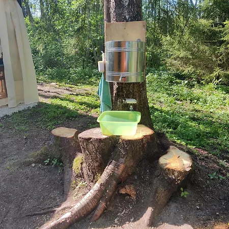 Lonni In Nature 캠프장 Kuku