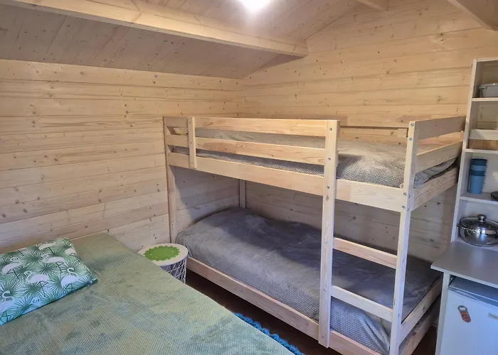 캠프장 Lonni In Nature