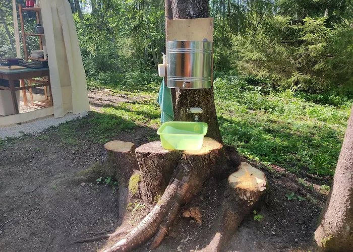 Lonni In Nature 캠프장 Kuku